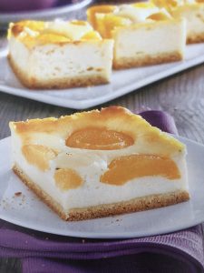 Read more about the article Marhuľový cheescake na plech