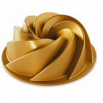 Forma na bábovku Nordic Ware Heritage zlatá 6 cup