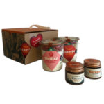 „Ty moje srdiečko“ – Zvodná valentínska bábovka s horkou čokoládou, malinami a závanom chili, úžasné jahodové muffiny  a dva karamely – NOVINKA